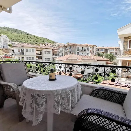 4+1 Spacious With Sea View. 5 Minutes From The Beach Apartmán *