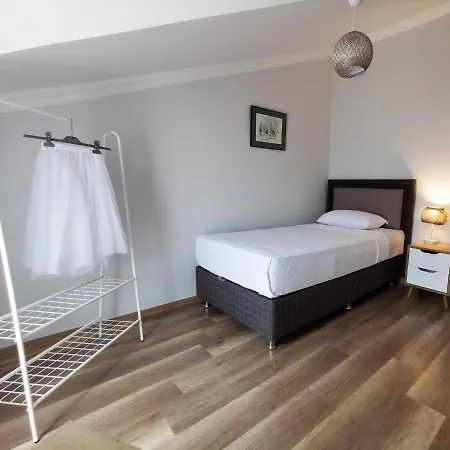 Apartmán 4+1 Spacious With Sea View. 5 Minutes From The Beach *