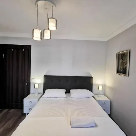 Apartmán 4+1 Spacious With Sea View. 5 Minutes From The Beach *