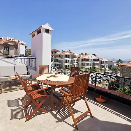 4+1 Spacious With Sea View. 5 Minutes From The Beach *